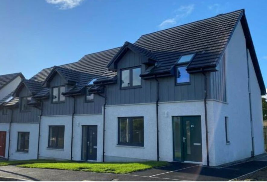 25 Caberfeidh Place, Strathpeffer, IV14 9FB